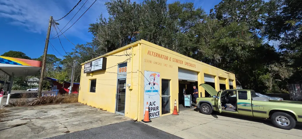 Why Your Car's A/C Blows Warm in a Gainesville Summer